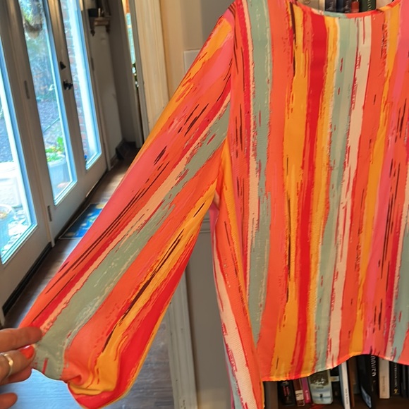 Colorful Bibi top - Picture 4 of 4